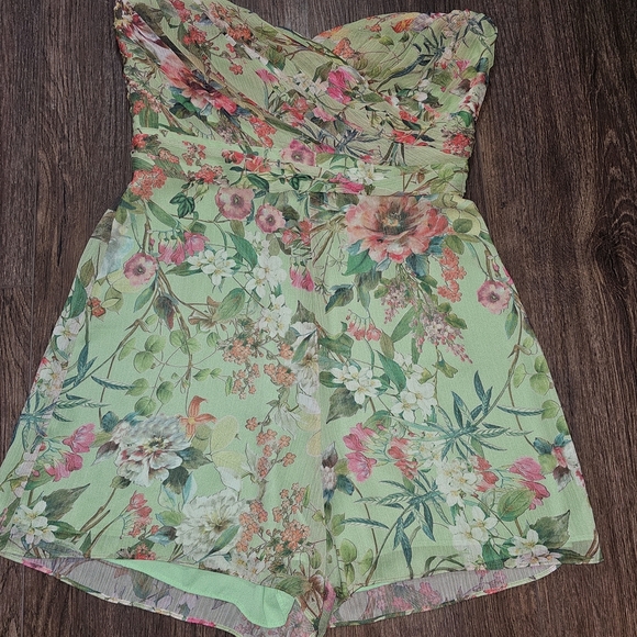 Jay Godfrey Strapless Green Floral Chiffon Romper – Size 6 - Picture 3 of 11